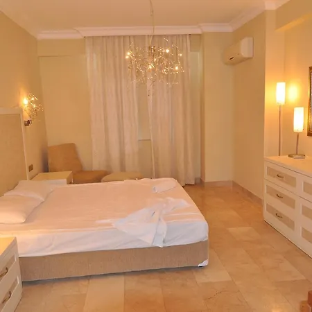 Goldcity Apartman *